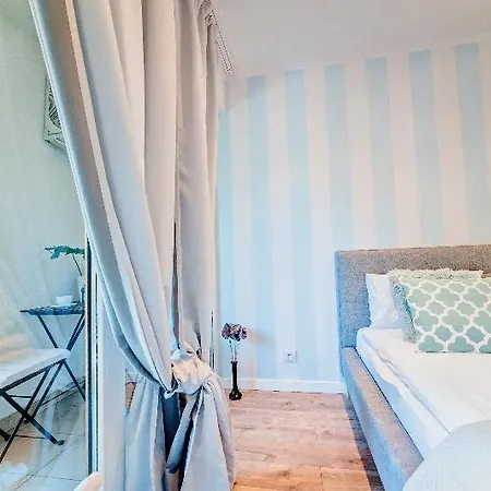 Design Centrum-garbary Street Apartment Poznan