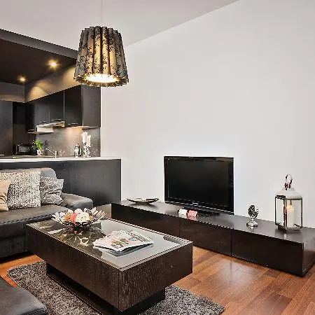 Design Centrum-garbary Street Apartment